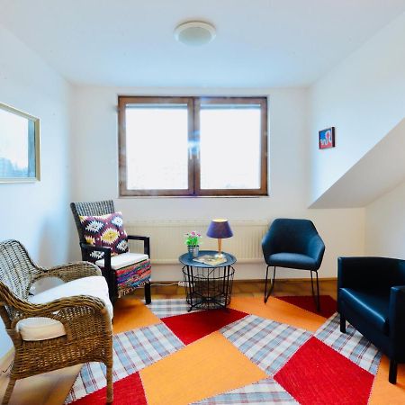Charming Attic Apartment Near Messe Wien And Center Exterior foto